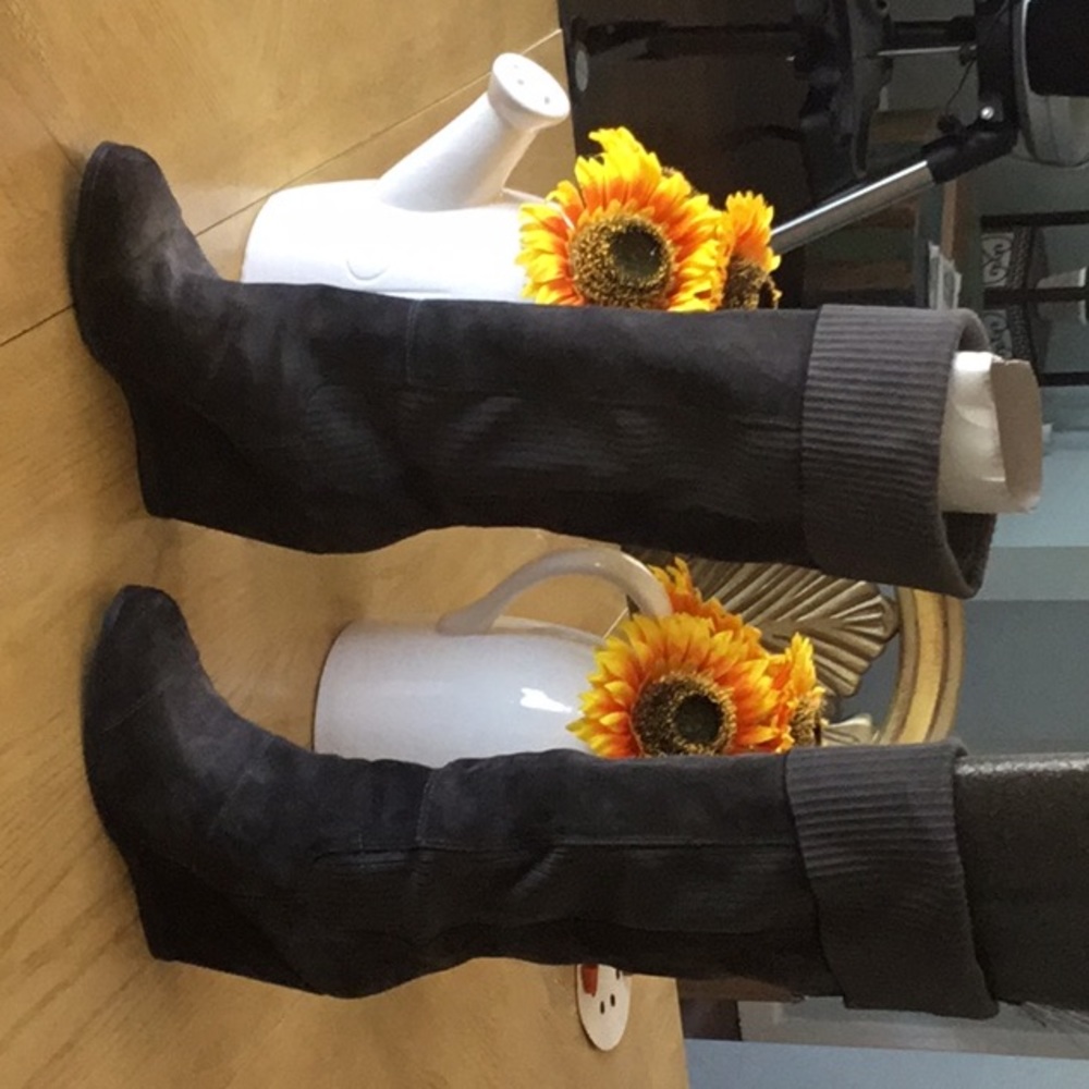 Ferries knee height gray shade gray boots